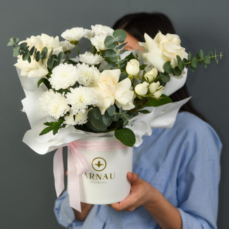 Delicate flower box with white roses and chrysanthemums